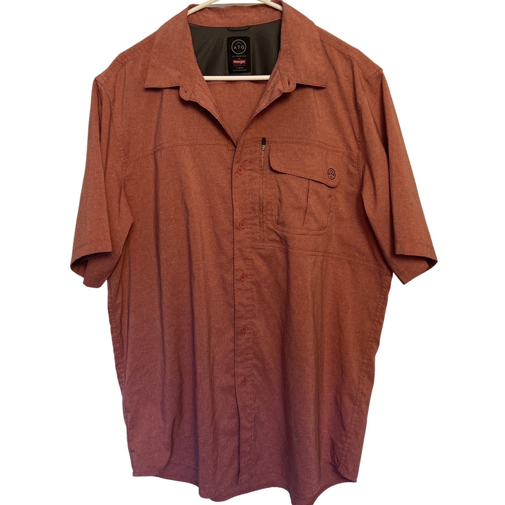 Wrangler ATG Men Large Rust Orange Short Sleeve Button Down Hiking Shirt Utility